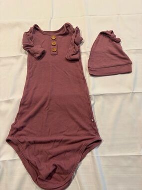 Caden Lane gown with hat, NB- like new!